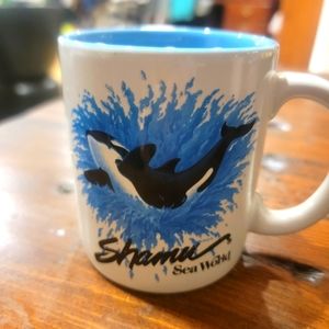 Vintage 1991 Shamu SeaWorld Mug